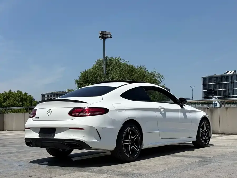 Mercedes-Benz C-Class Mercedes-Benz C-Class (Imported) 2023 C 260 Coupe 2023 — миниатюра 3