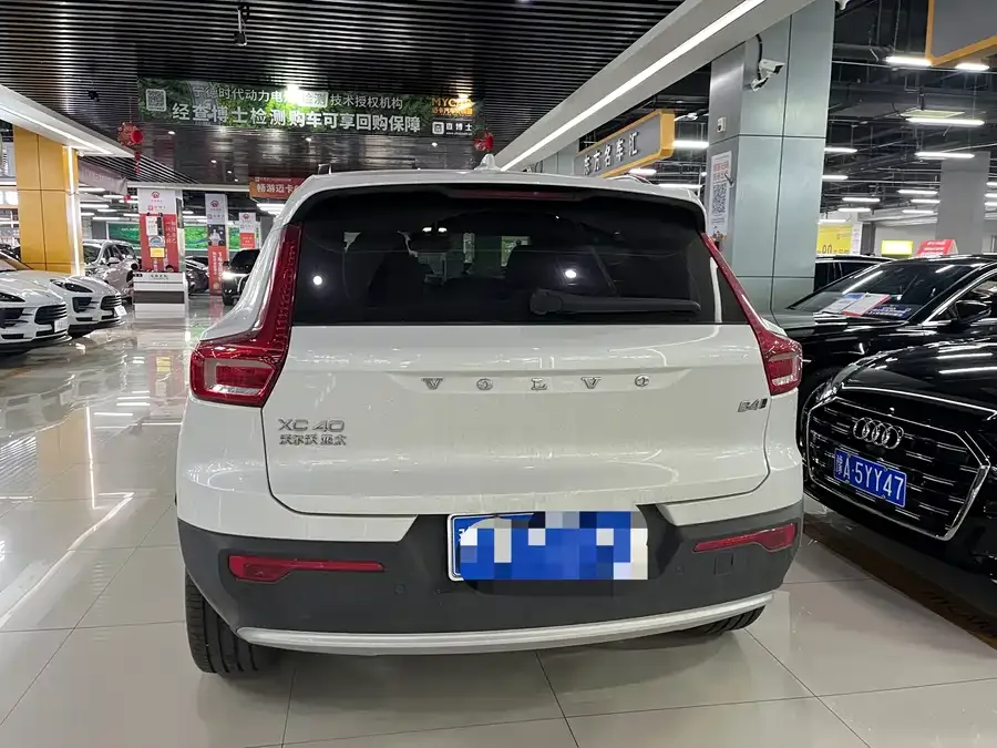 Volvo XC40 2024 B4 four-wheel drive Zhiyuan luxury version 2024 — миниатюра 3