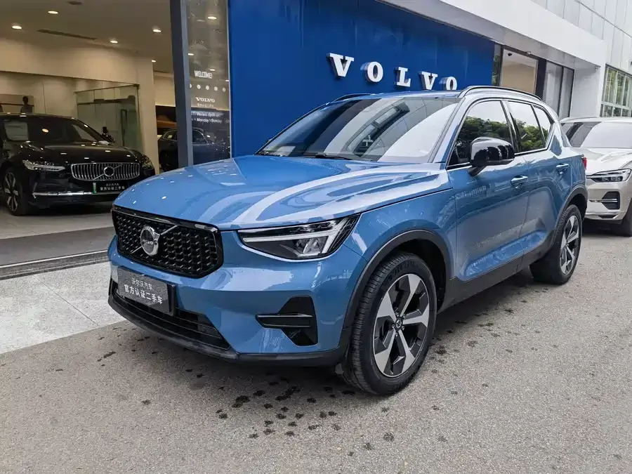 Volvo XC40 2023