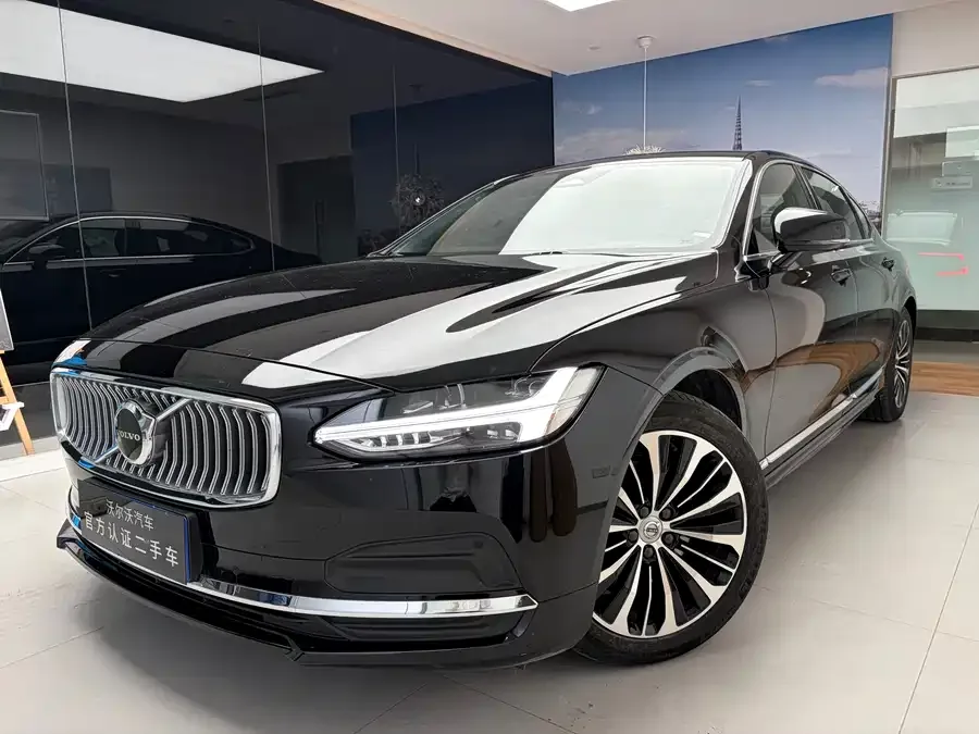Volvo S90 2024