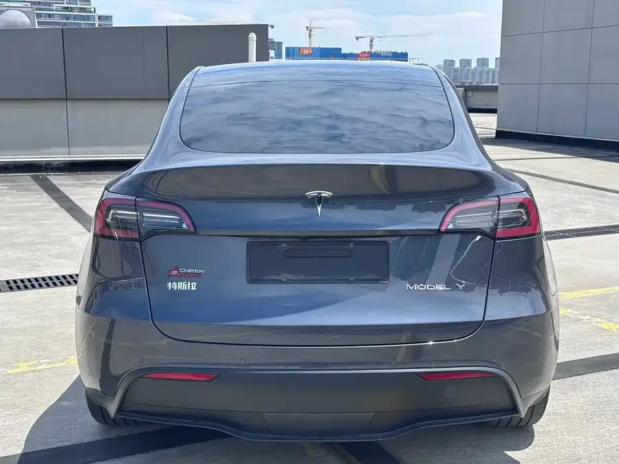 Tesla Model Y Model Y 2022 facelift rear-wheel drive version 2022 — миниатюра 2