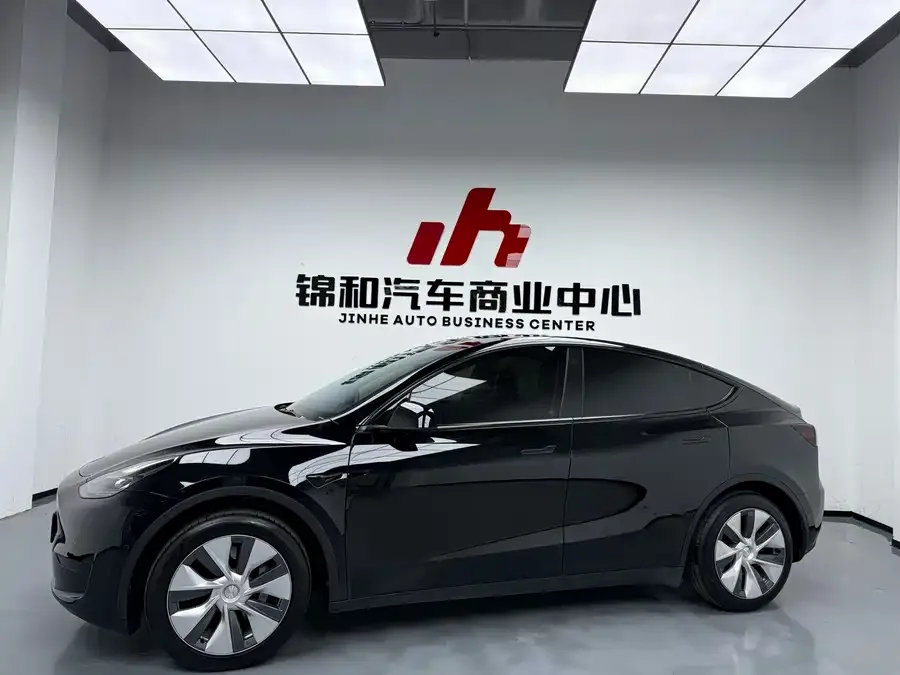 Tesla Model Y Model Y 2022 facelift rear-wheel drive version 2023 — миниатюра 2