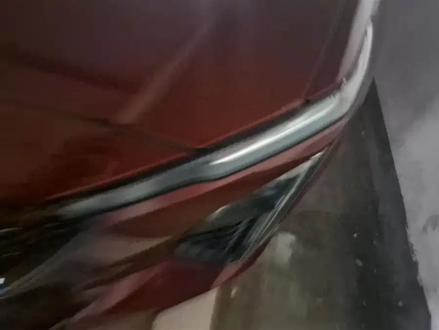 Cadillac GT4 2023 28T Platinum 2023 — миниатюра 2