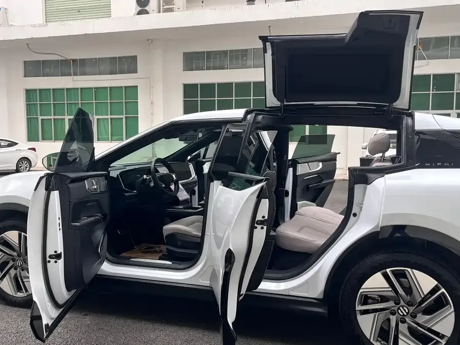 HiPhi Y Gaohe HiPhi Y 2023 560km Pioneer Edition 2023 — миниатюра 3