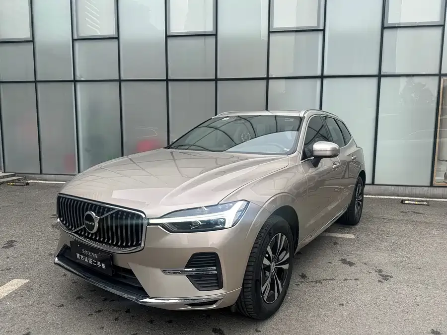Volvo XC60 2022