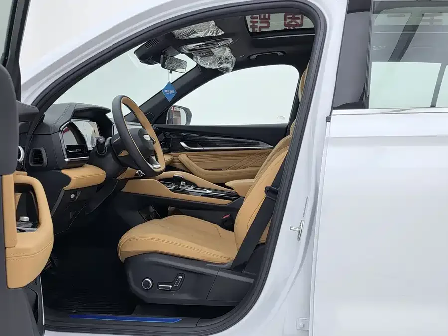 Geely Monjaro Xingyue L 2024 Hybrid 1.5T Nebula Edition 2026 — миниатюра 3