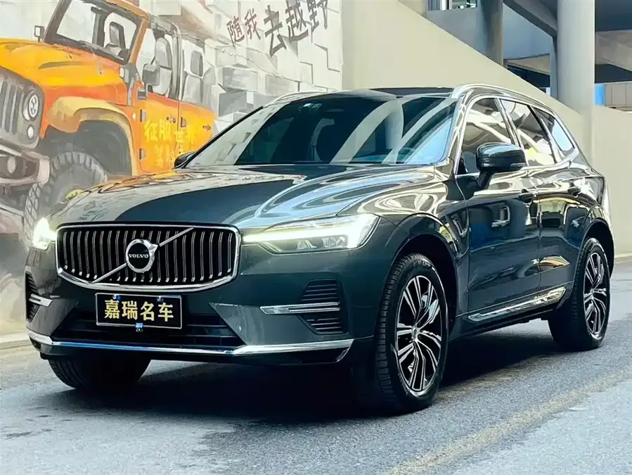 Volvo XC60 2022
