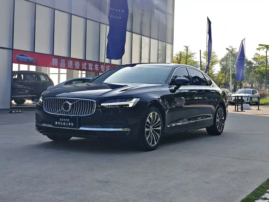 Volvo S90 2024