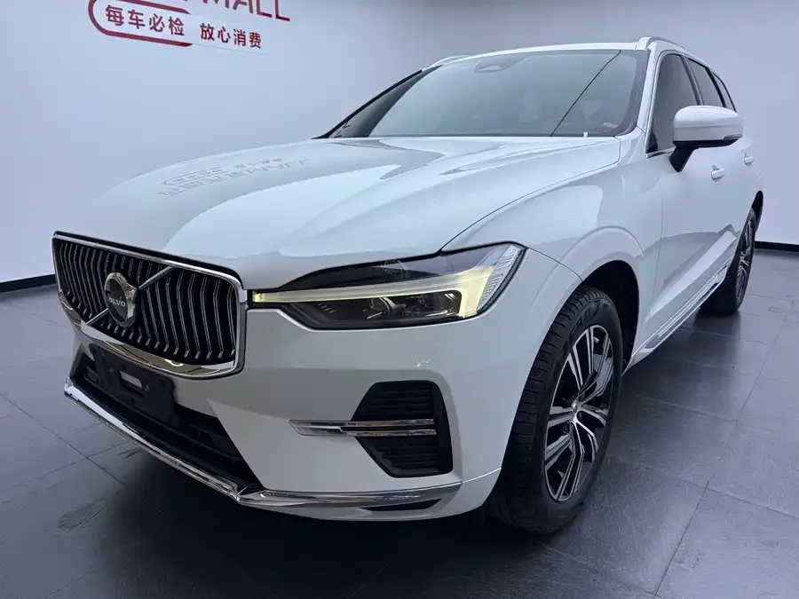 Volvo XC60 2022