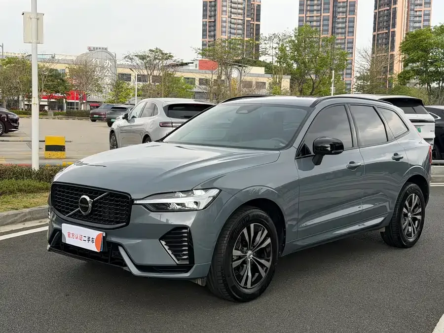 Volvo XC60 2022