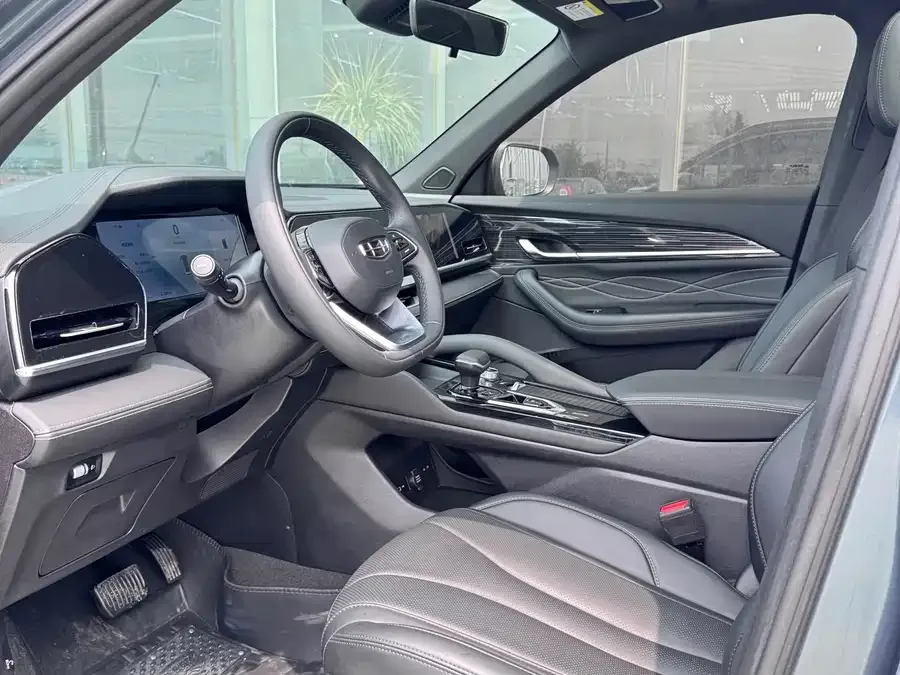 Geely Monjaro Xingyue L 2024 2.0TD DCT EVO 2WD Changfeng Edition 2025 — миниатюра 3