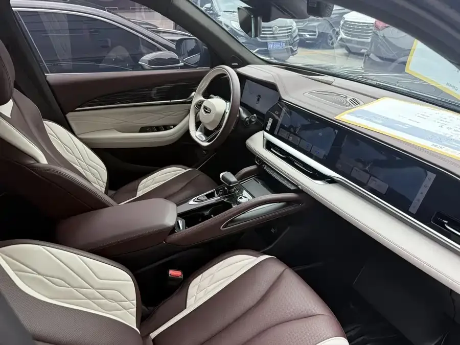 Geely Monjaro Xingyue L 2024 2.0TD DCT EVO 2WD Comfort Edition 2024 — миниатюра 4