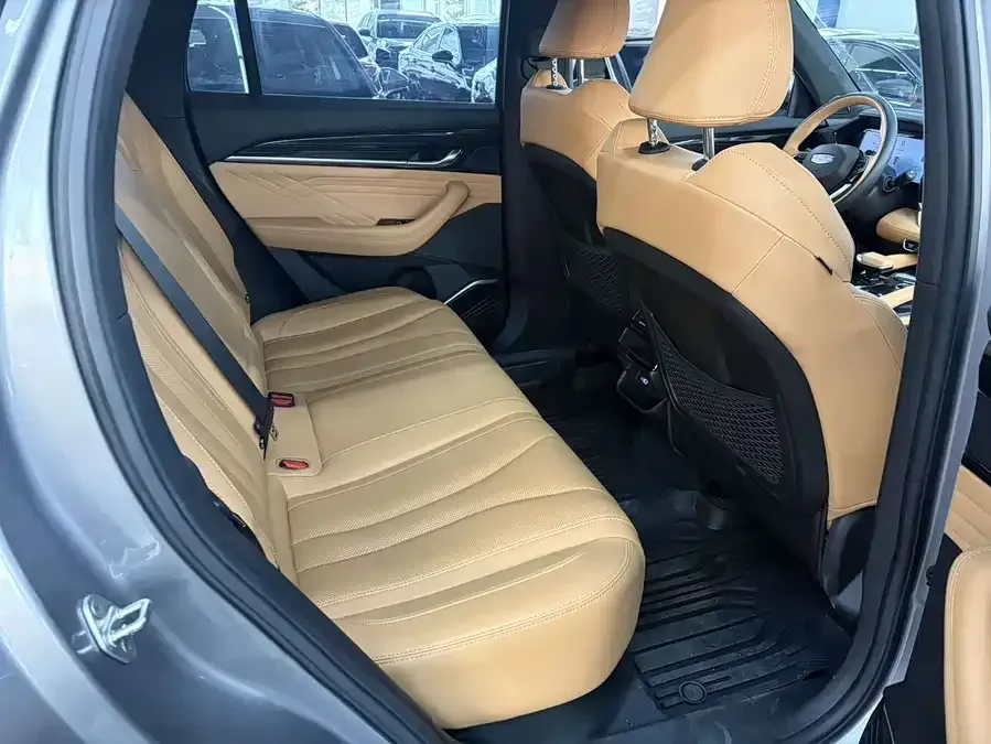 Geely Monjaro Xingyue L 2024 Hybrid 1.5T Tiangong Edition 2024 — миниатюра 2