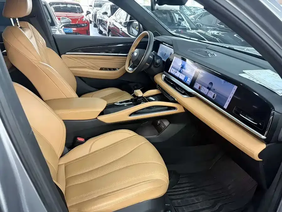 Geely Monjaro Xingyue L 2024 Hybrid 1.5T Tiangong Edition 2024 — миниатюра 4