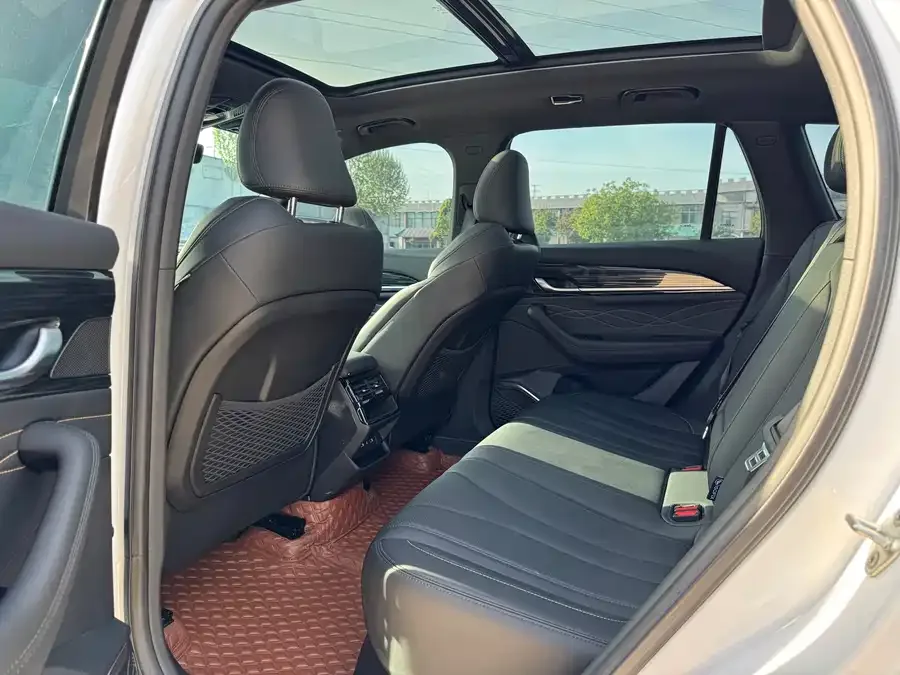 Geely Monjaro Xingyue L 2024 2.0TD DCT EVO two-wheel drive premium model 2025 — миниатюра 3