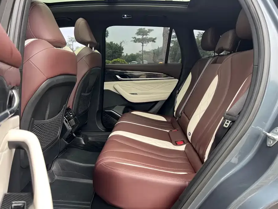 Geely Monjaro Xingyue L 2021 2.0TD High-power Automatic 4WD Flagship Model 2022 — миниатюра 3
