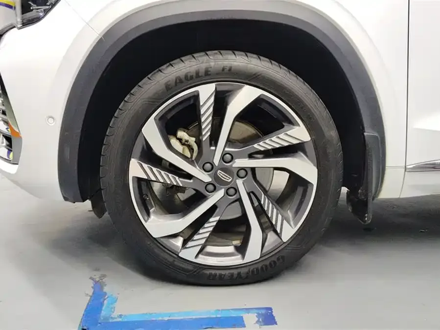 Geely Monjaro Xingyue L 2021 2.0TD DCT EVO 2WD Smart Edition 2023 — миниатюра 5