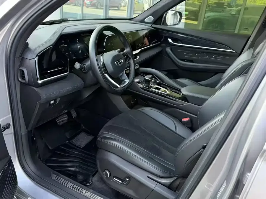 Geely Monjaro Xingyue L 2024 2.0TD High Power Automatic 2WD Skyline Edition 2024 — миниатюра 4