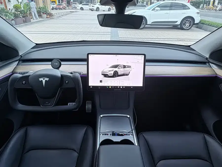 Tesla Model Y Model Y 2022 Performance All-Wheel Drive Edition 2022 — миниатюра 4