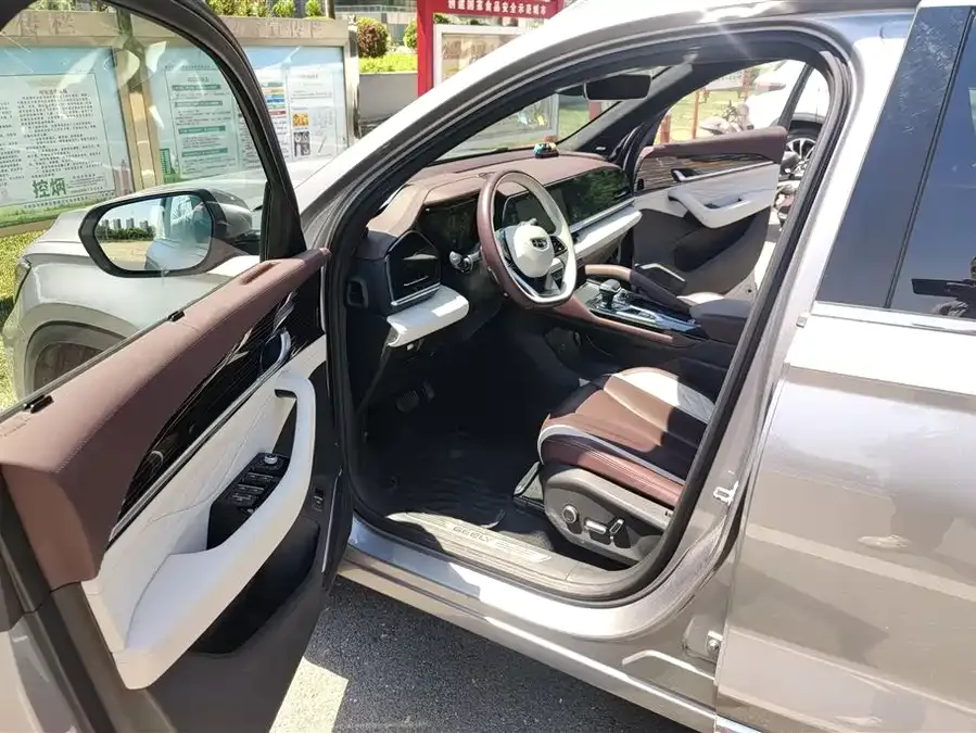 Geely Monjaro Xingyue L 2021 2.0TD DCT EVO 2WD Smart Edition 2022 — миниатюра 3
