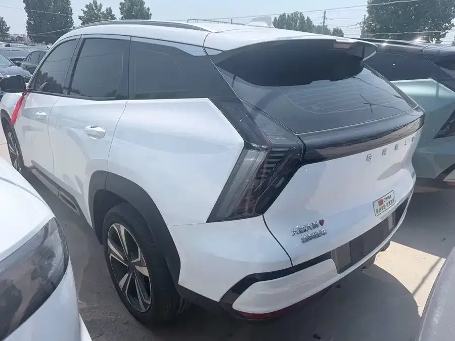 Geely Atlas L Boyue L 2025 fourth generation 1.5TD DCT sails 2025 — миниатюра 3