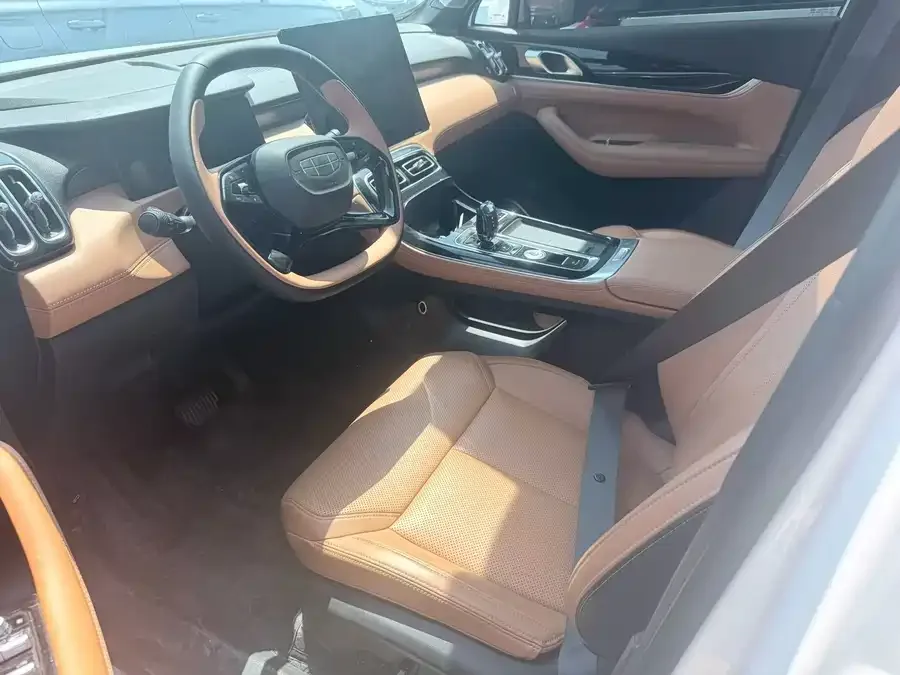 Geely Atlas L Boyue L 2025 fourth generation 1.5TD DCT sails 2025 — миниатюра 4
