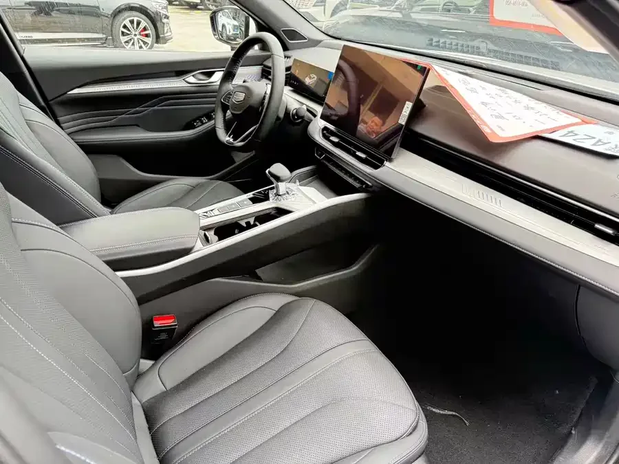 Geely Xingrui Xingrui 2025 Dongfangyao 1.5TD Jinghong Edition+ 2024 — миниатюра 5
