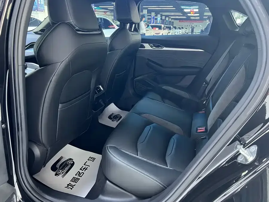 Geely Xingrui Xingrui 2023 2.0TD only available in green version 2023 — миниатюра 2