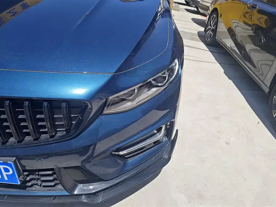 Geely Xingrui Xingrui 2023 2.0TD only available in green version 2022 — миниатюра 5