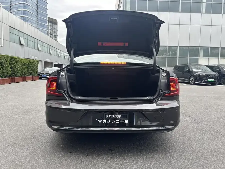 Volvo S90 2024 B5 Luxury Edition 2024 — миниатюра 5