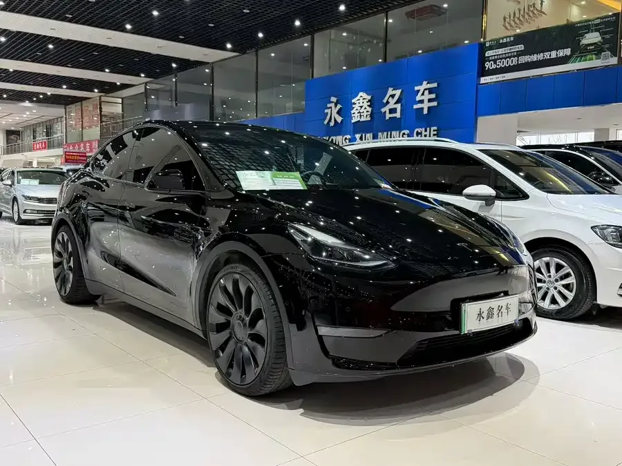 Tesla Model Y Model Y 2023 high-performance all-wheel drive version 2023 — фото 1, купить с доставкой в Москву