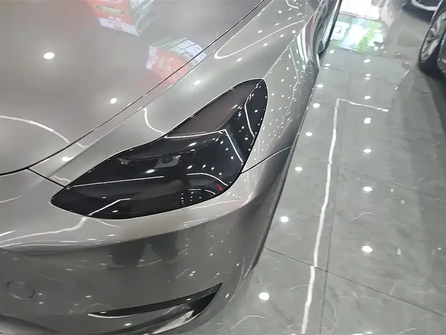 Tesla Model Y Model Y 2022 rear-wheel drive version 2023 — миниатюра 5