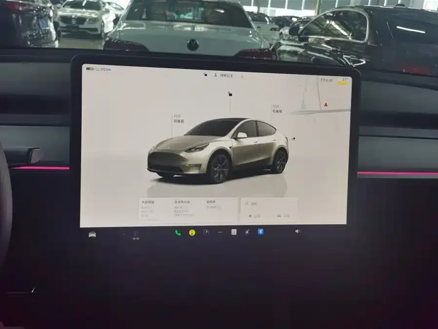 Tesla Model Y Model Y 2024 rear-wheel drive version 2024 — миниатюра 4