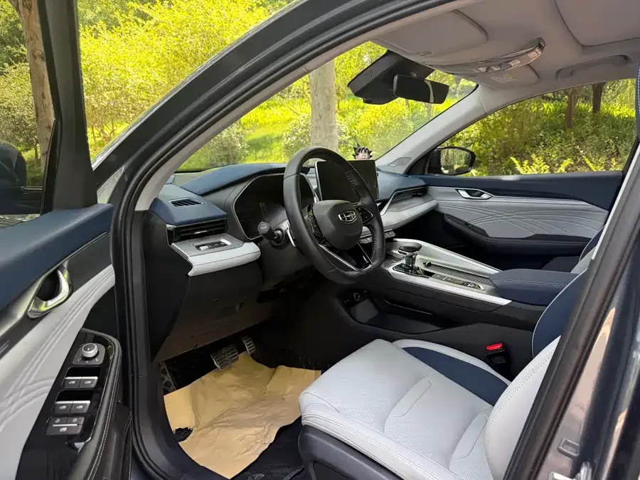 Geely Xingrui Xingrui 2023 2.0TD Premium Edition 2022 — миниатюра 2