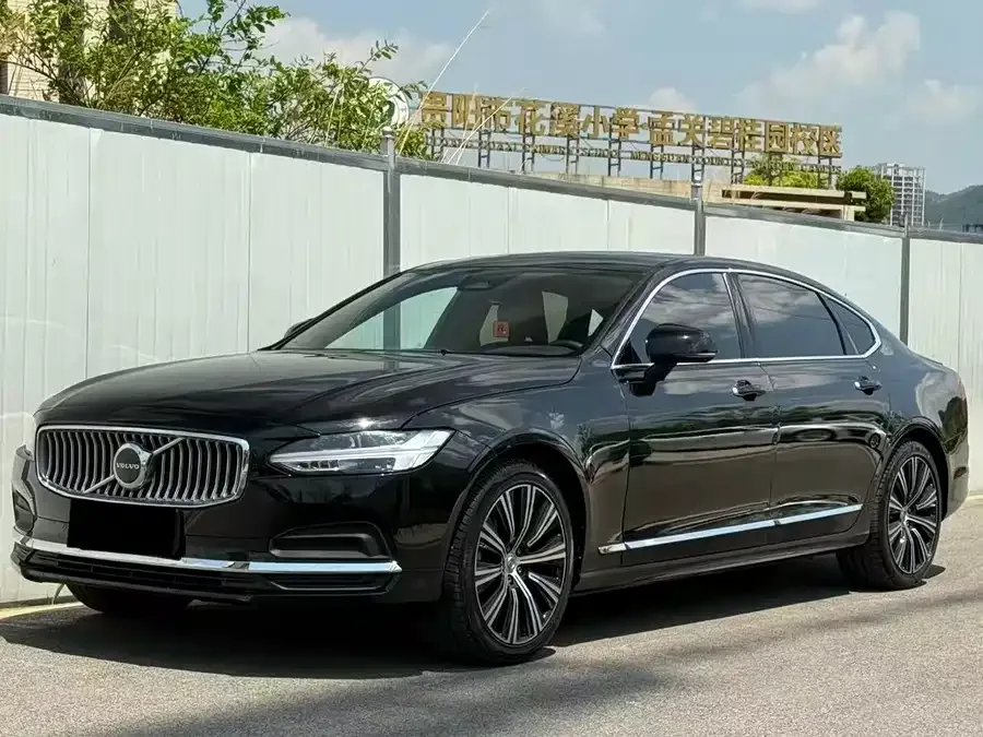 Volvo S90 2023