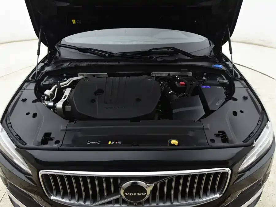 Volvo S90 2024 B5 Luxury Edition 2024 — миниатюра 5