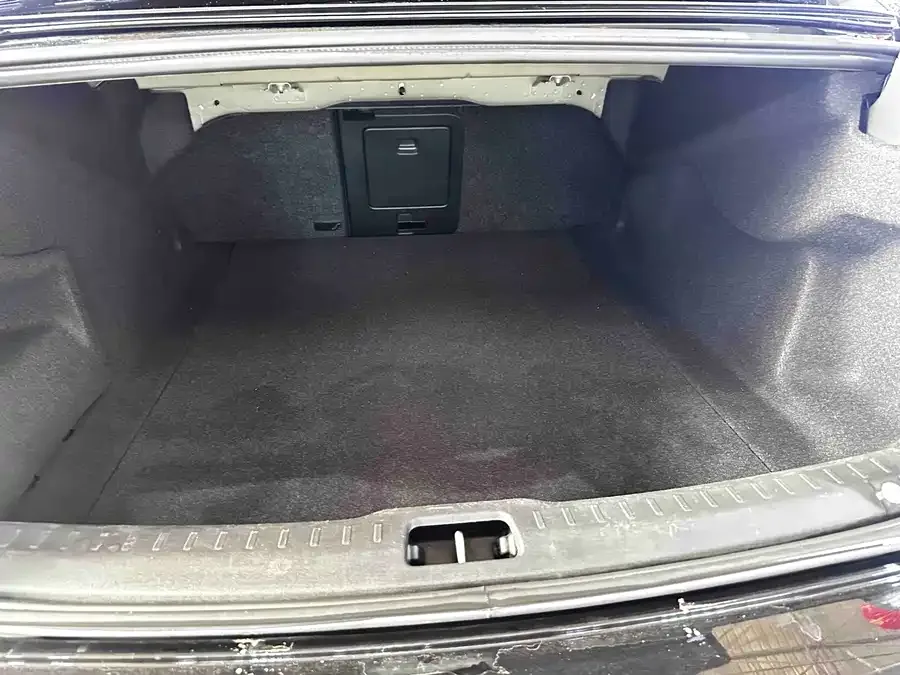 Volvo S90 2023 B5 Zhiyuan Luxury Edition 2022 — миниатюра 4