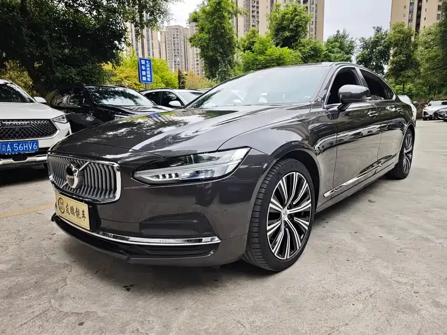 Volvo S90 2022