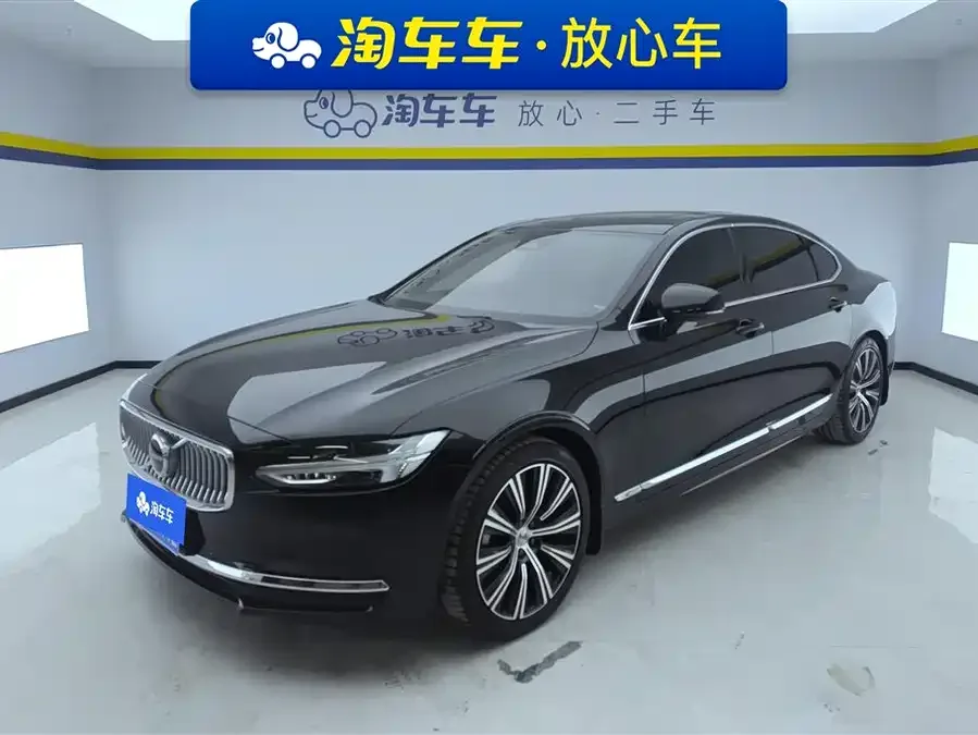 Volvo S90 2024 B5 Zhiyuan Luxury Edition 2023 — фото 1, купить с доставкой в Москву