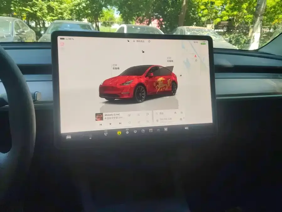 Tesla Model Y Model Y 2022 rear-wheel drive version 2022 — миниатюра 4