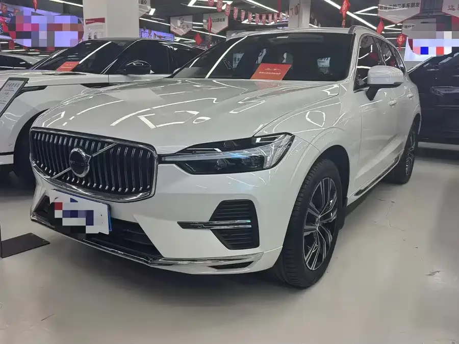 Volvo XC60 2022