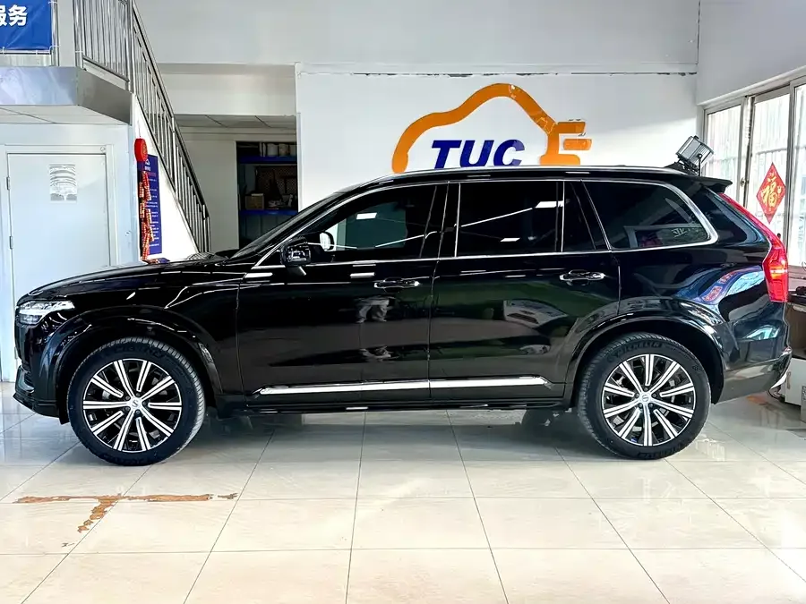 Volvo XC90 2022 B6 Zhiyi Luxury Edition 7-seater 2022 — миниатюра 2