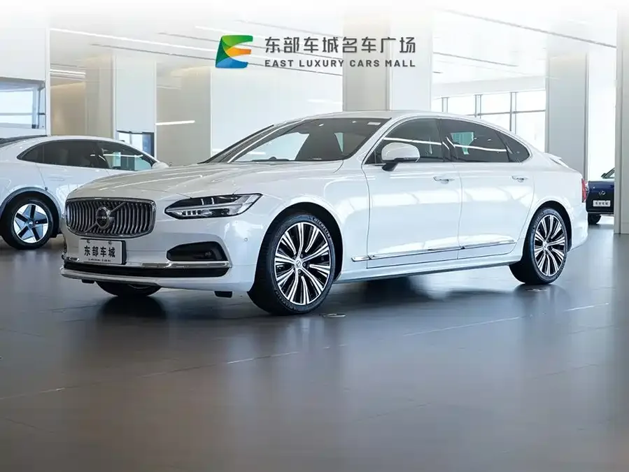 Volvo S90 2023 B5 Smart Luxury Edition 2023 — фото 1, купить с доставкой в Москву