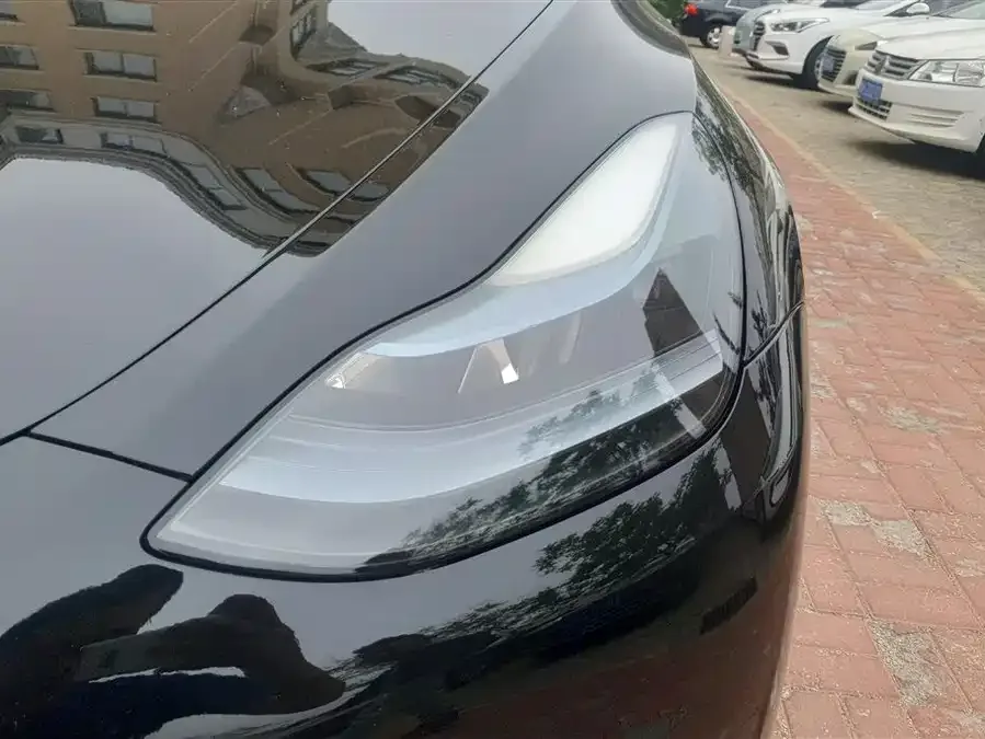 Tesla Model Y Model Y 2022 rear-wheel drive version 2023 — миниатюра 5