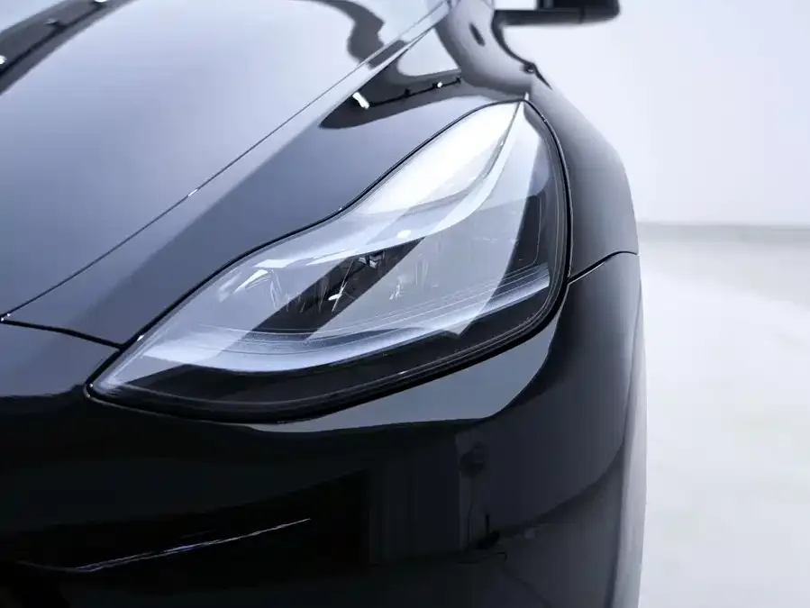 Tesla Model Y Model Y 2023 long-range all-wheel drive version 2024 — миниатюра 3