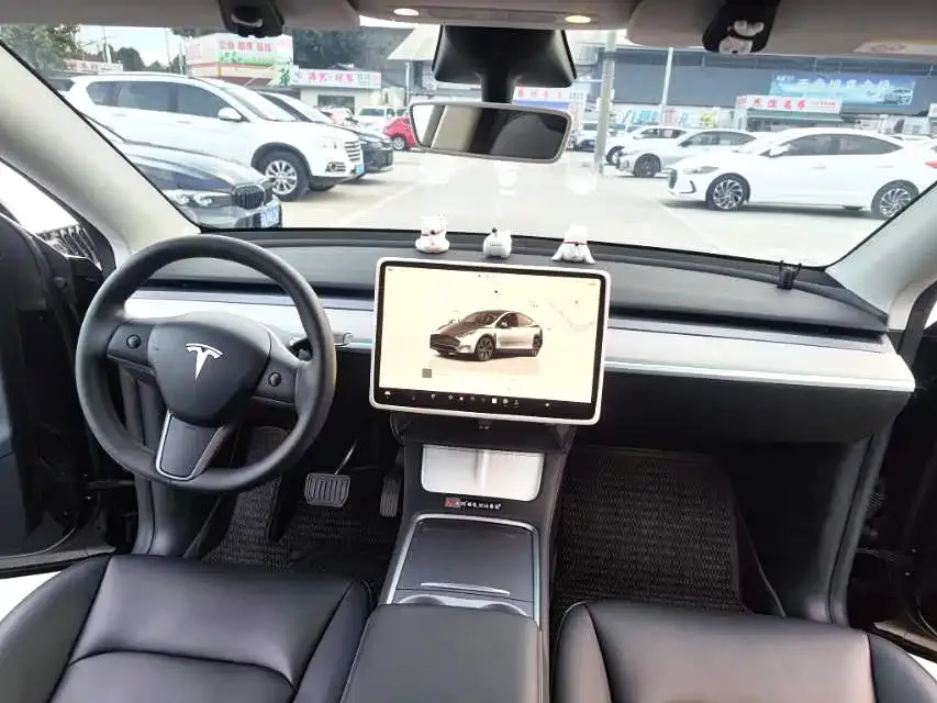 Tesla Model Y Model Y 2023 long-range all-wheel drive version 2024 — миниатюра 2