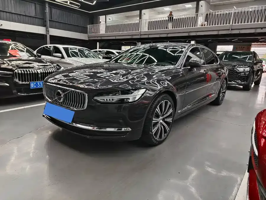 Volvo S90 2024