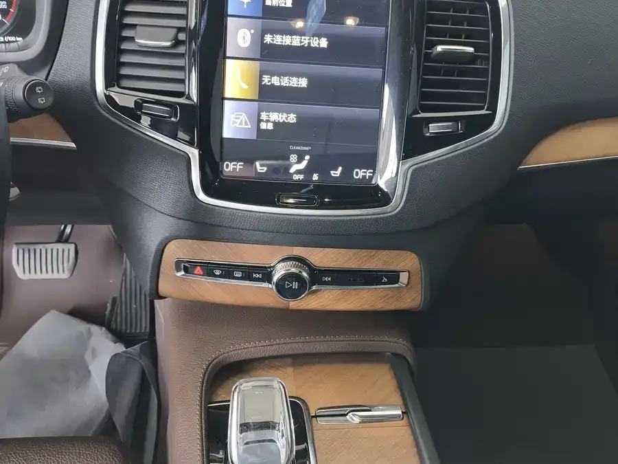 Volvo XC90 2022 B6 Zhiyi Luxury Edition 7-seater 2022 — миниатюра 5