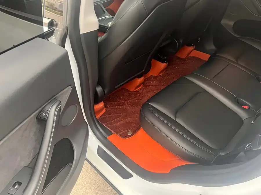 Tesla Model Y Model Y 2024 long-range all-wheel drive version 2024 — миниатюра 2