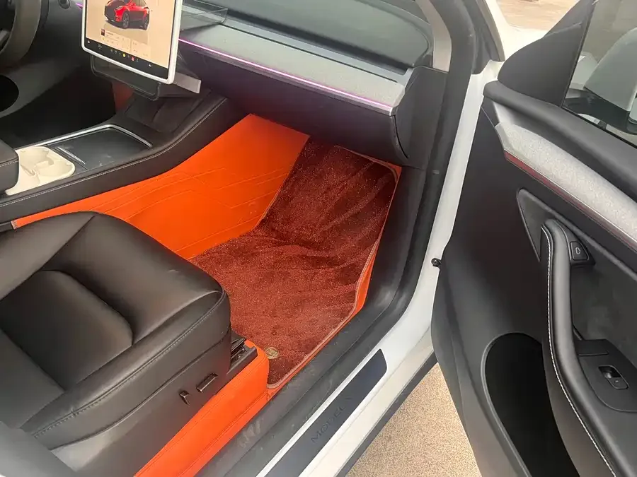 Tesla Model Y Model Y 2024 long-range all-wheel drive version 2024 — миниатюра 5